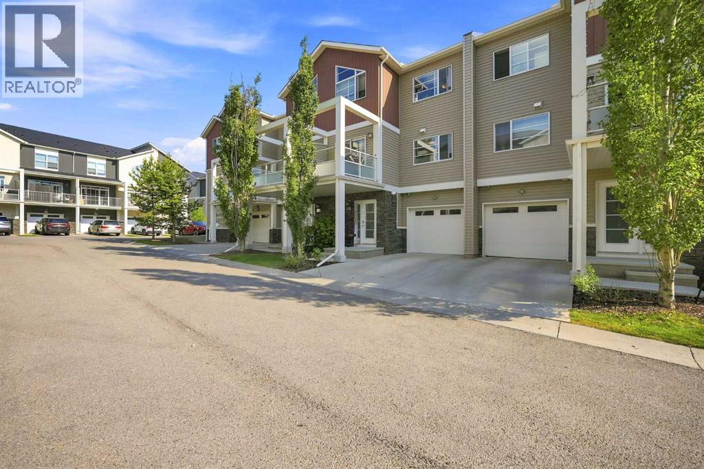 308 Redstone View NE - 46
