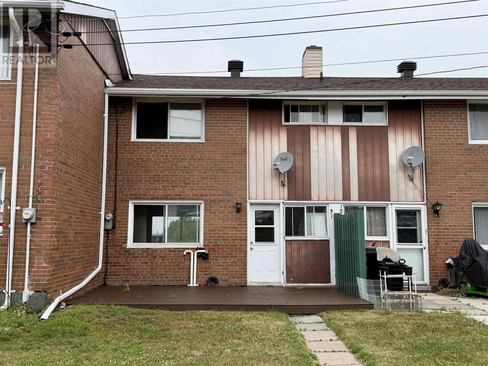 131 Hillside DR N - 1