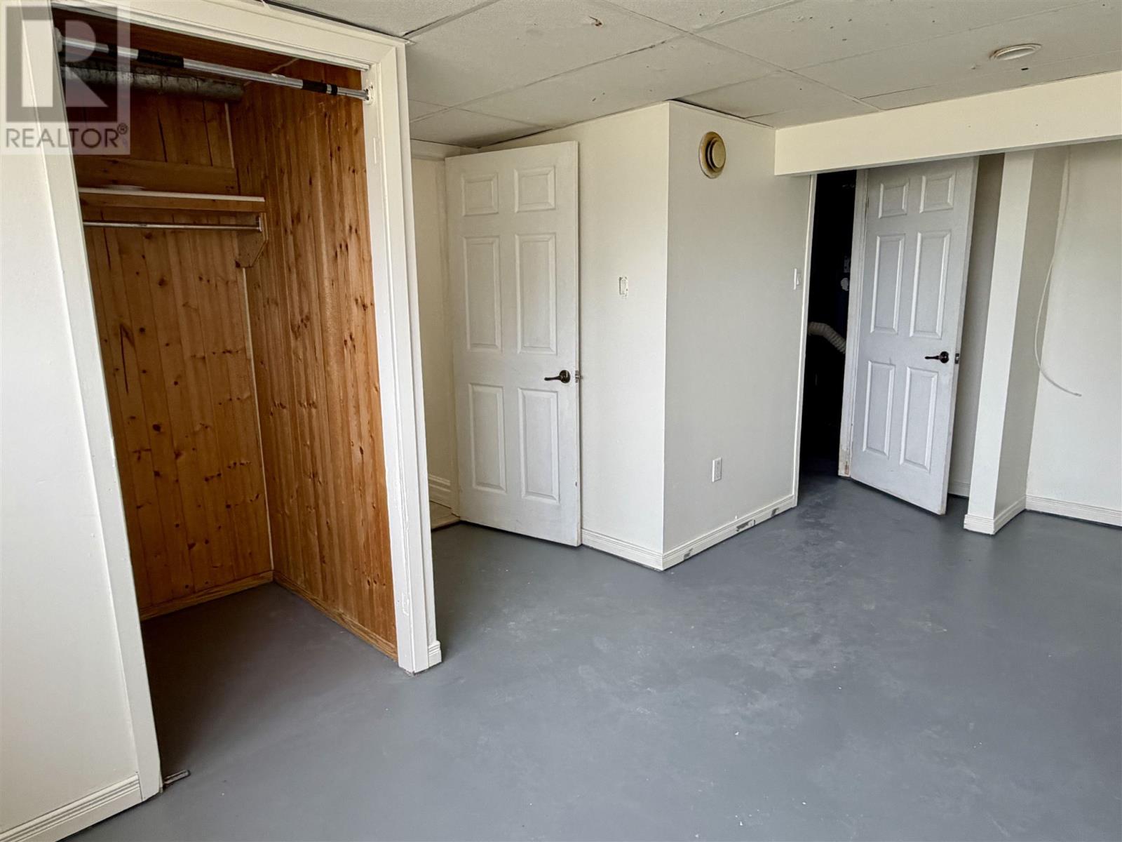 131 Hillside DR N - 15