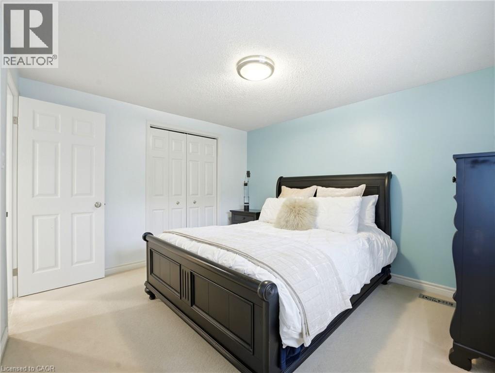 2 CHARTERHOUSE Crescent - Image 30