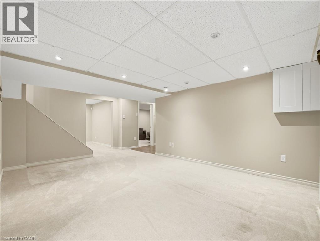 2 CHARTERHOUSE Crescent - Image 36