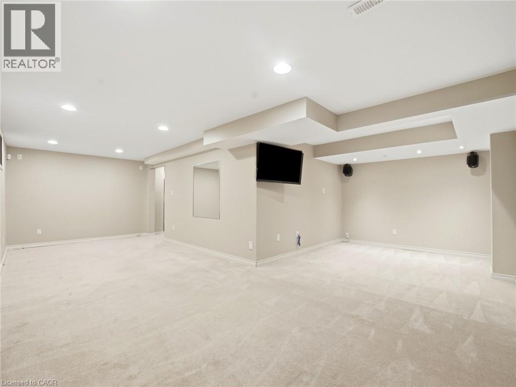 2 CHARTERHOUSE Crescent - Image 38