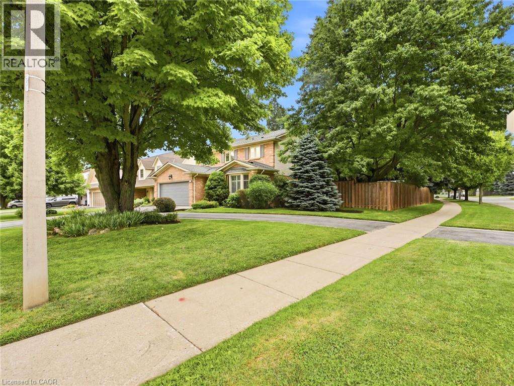 2 CHARTERHOUSE Crescent - Image 4
