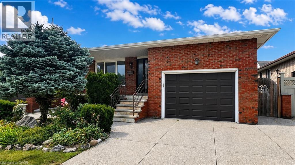 39 Lisgar Ct.