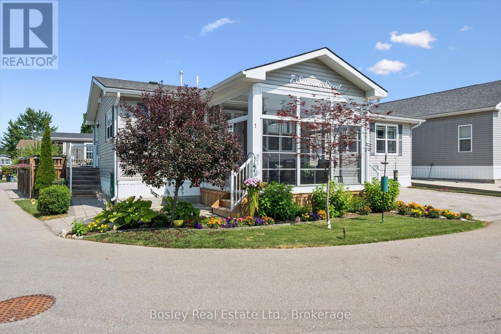 7 SUMAC STREET - Image 27