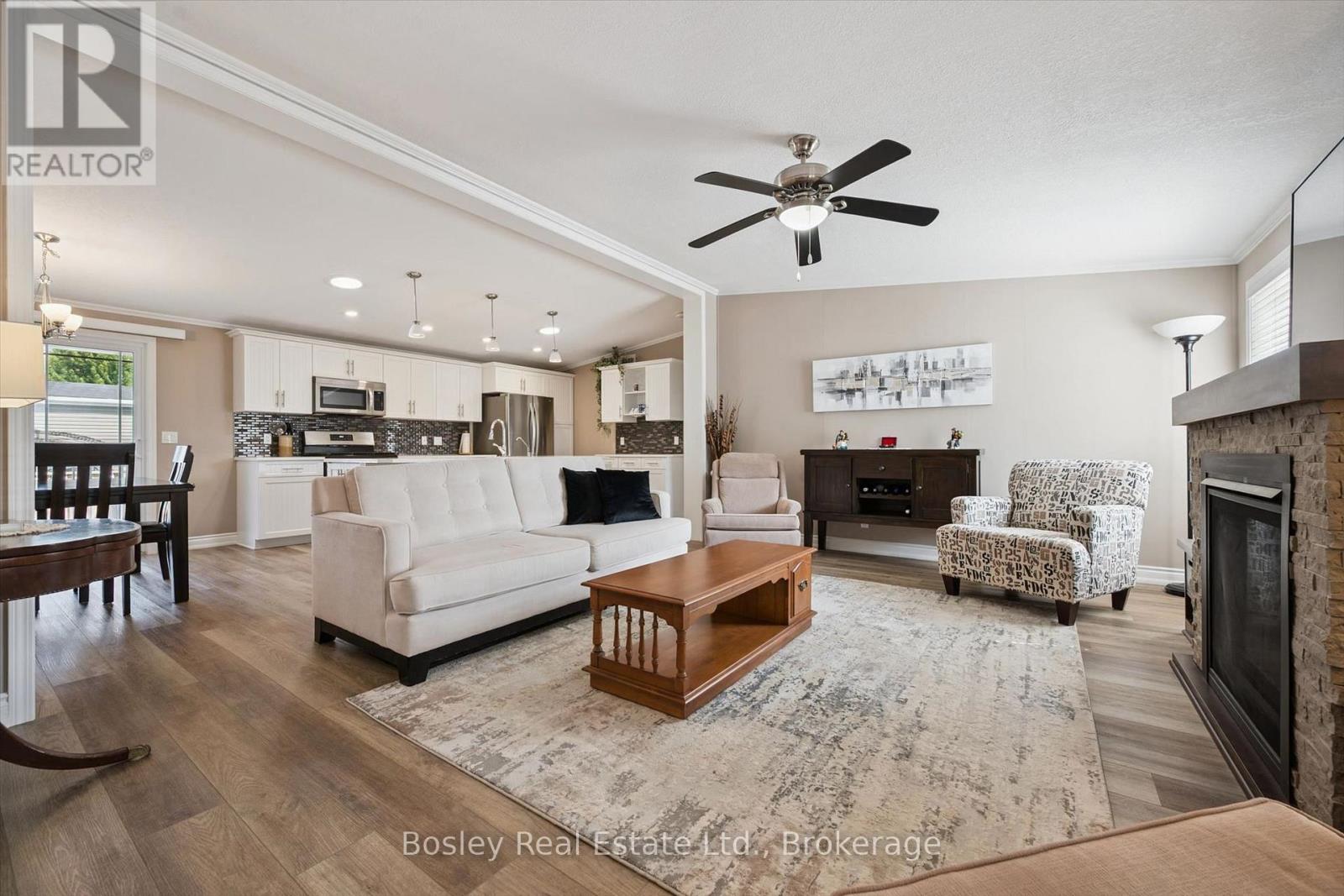 7 SUMAC STREET - Image 4