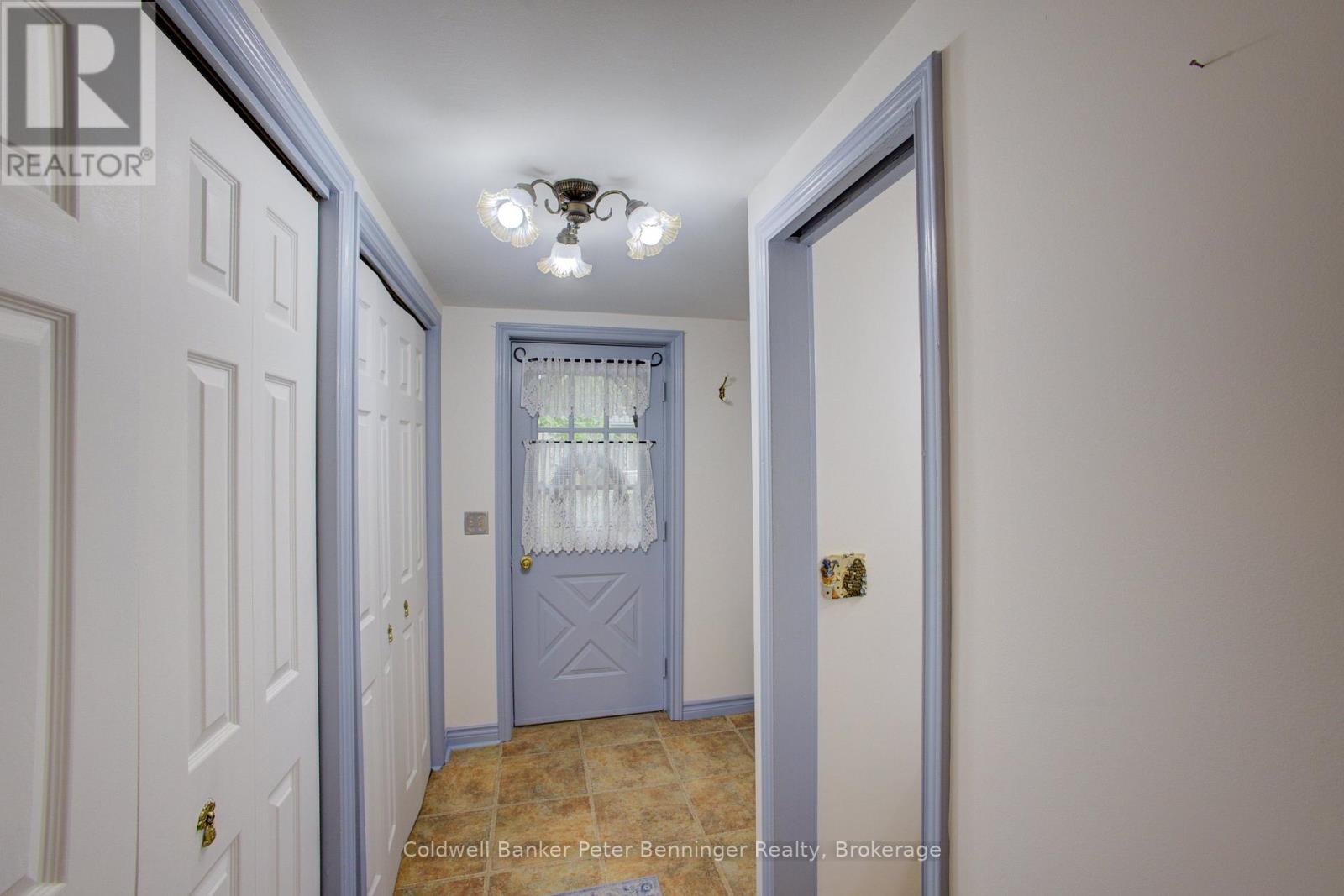 817 OLDE VICTORIA STREET - 17