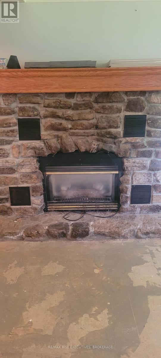 72 ERIC HUTCHESON ROAD - 21