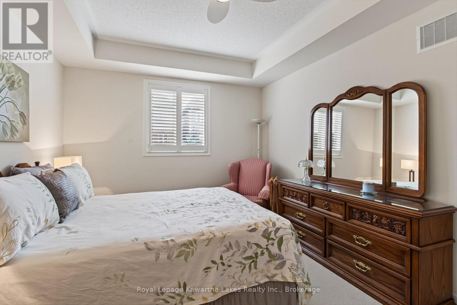 42 DEACON CRESCENT - Image 16