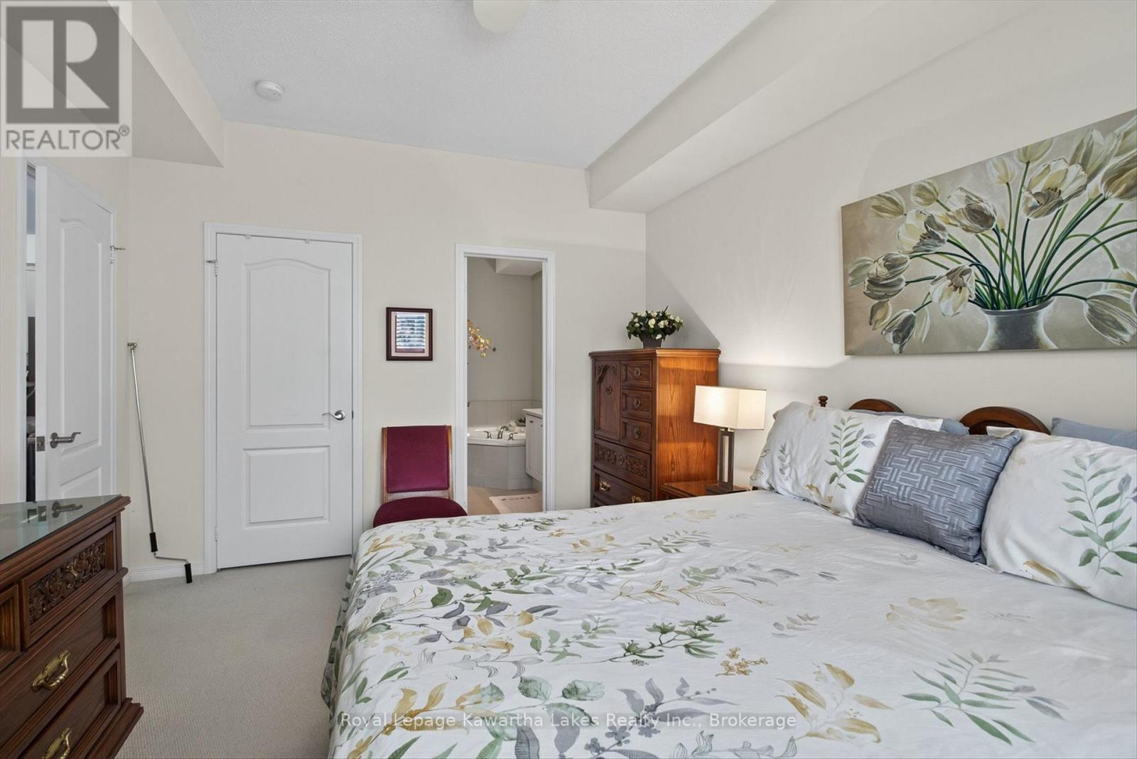 42 DEACON CRESCENT - Image 17