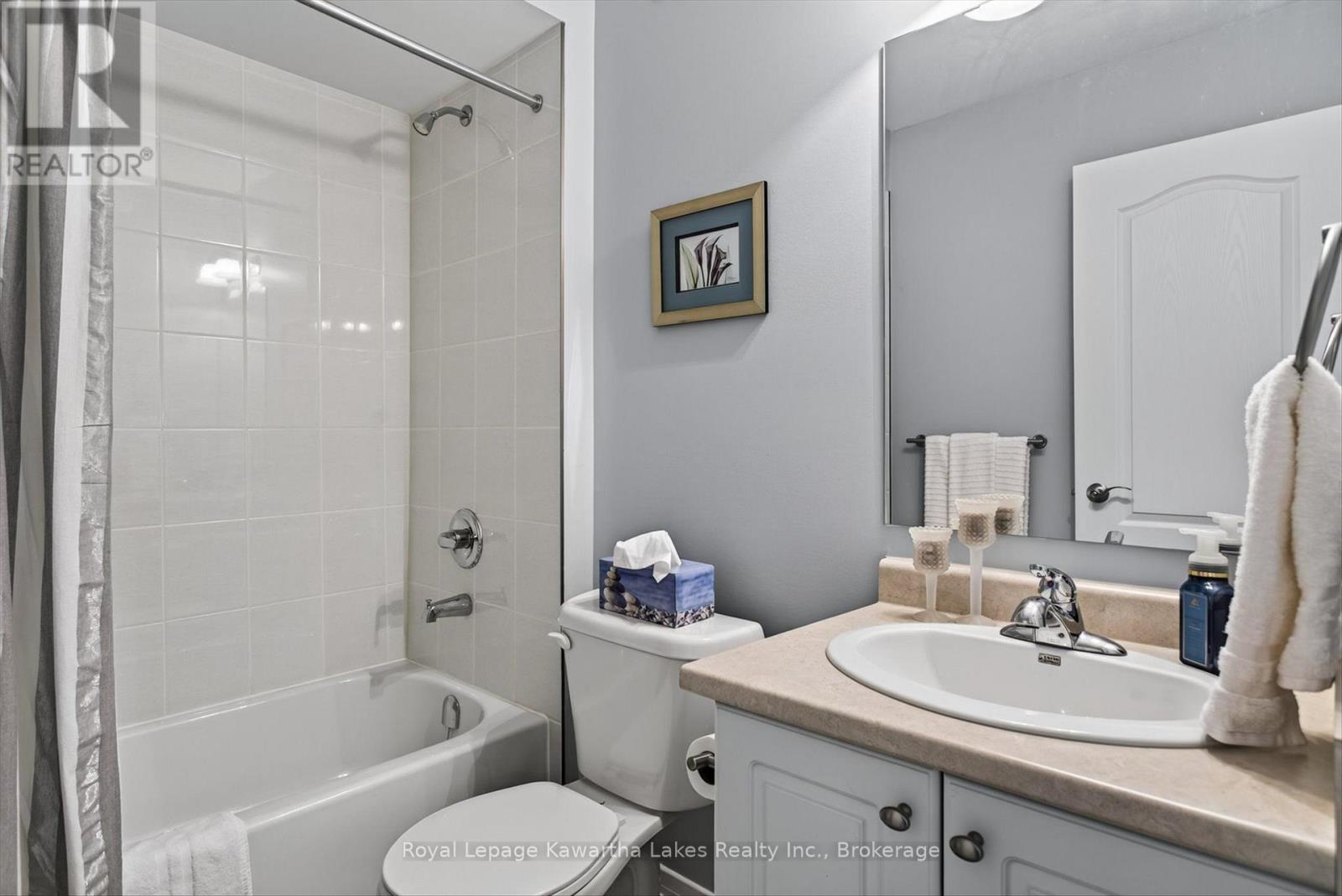 42 DEACON CRESCENT - Image 27