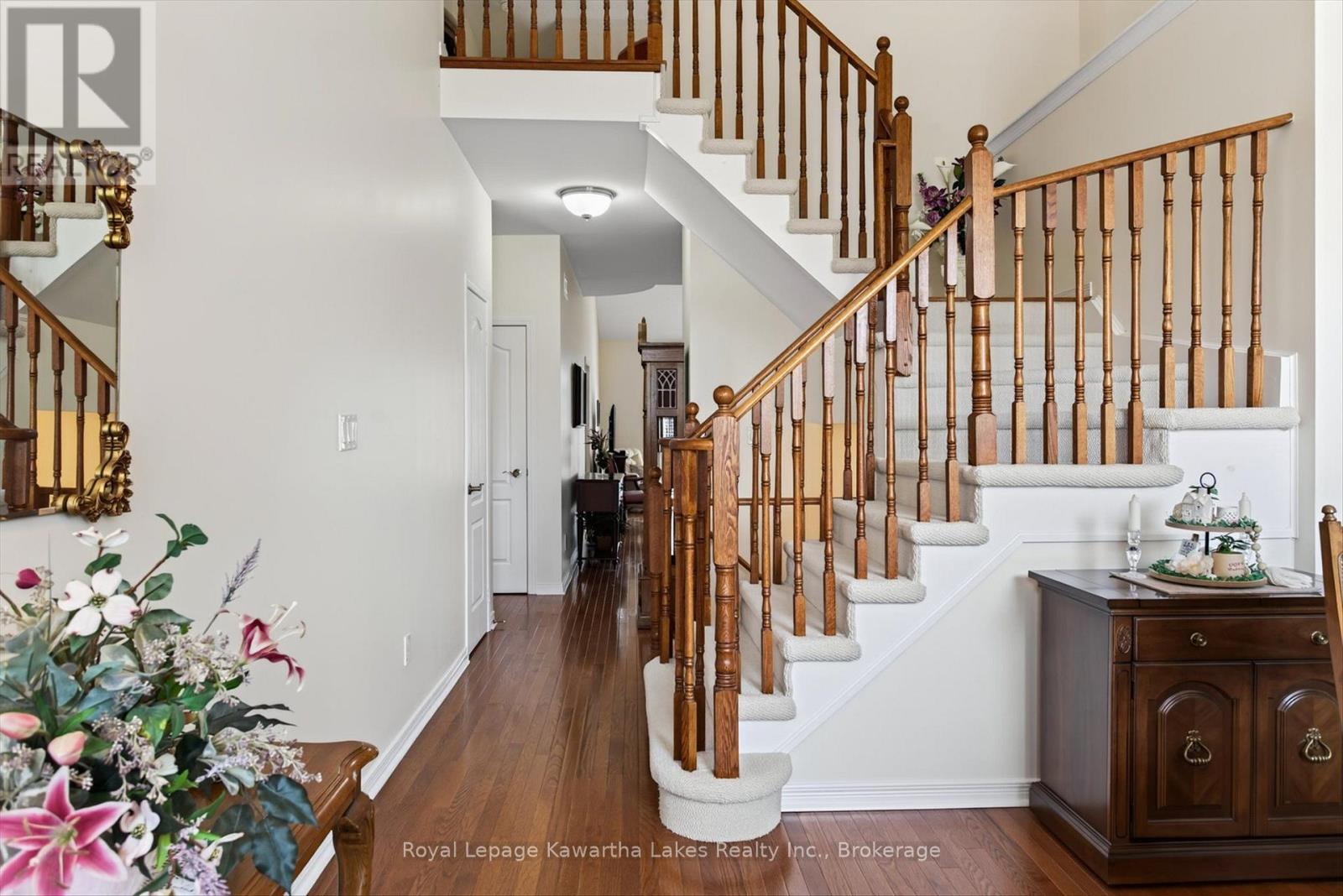 42 DEACON CRESCENT - Image 5