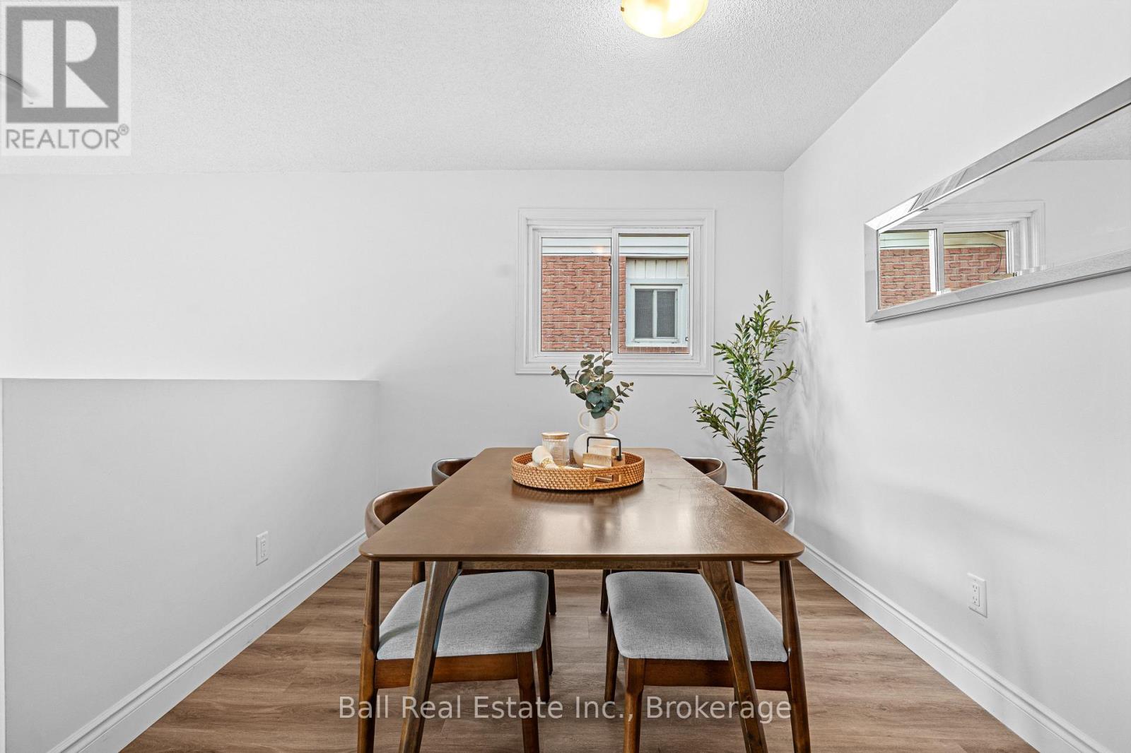774 MOUNTAIN ASH ROAD - 14