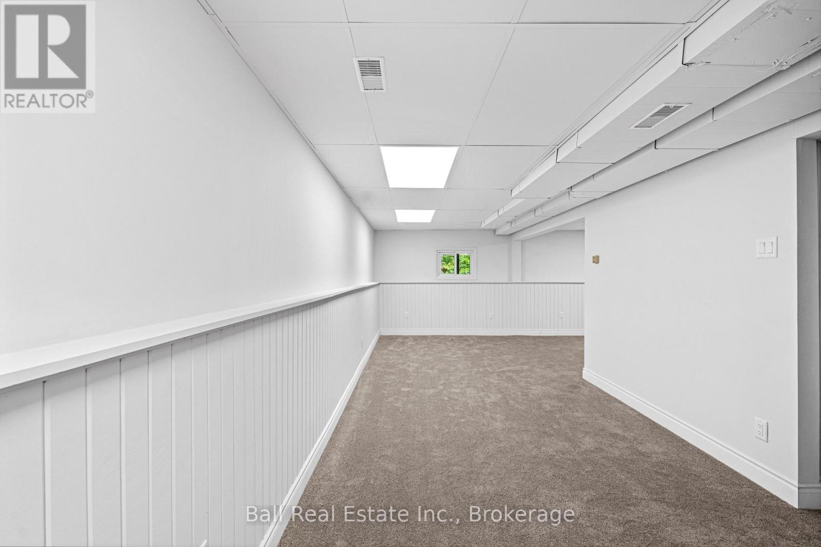 774 MOUNTAIN ASH ROAD - 33