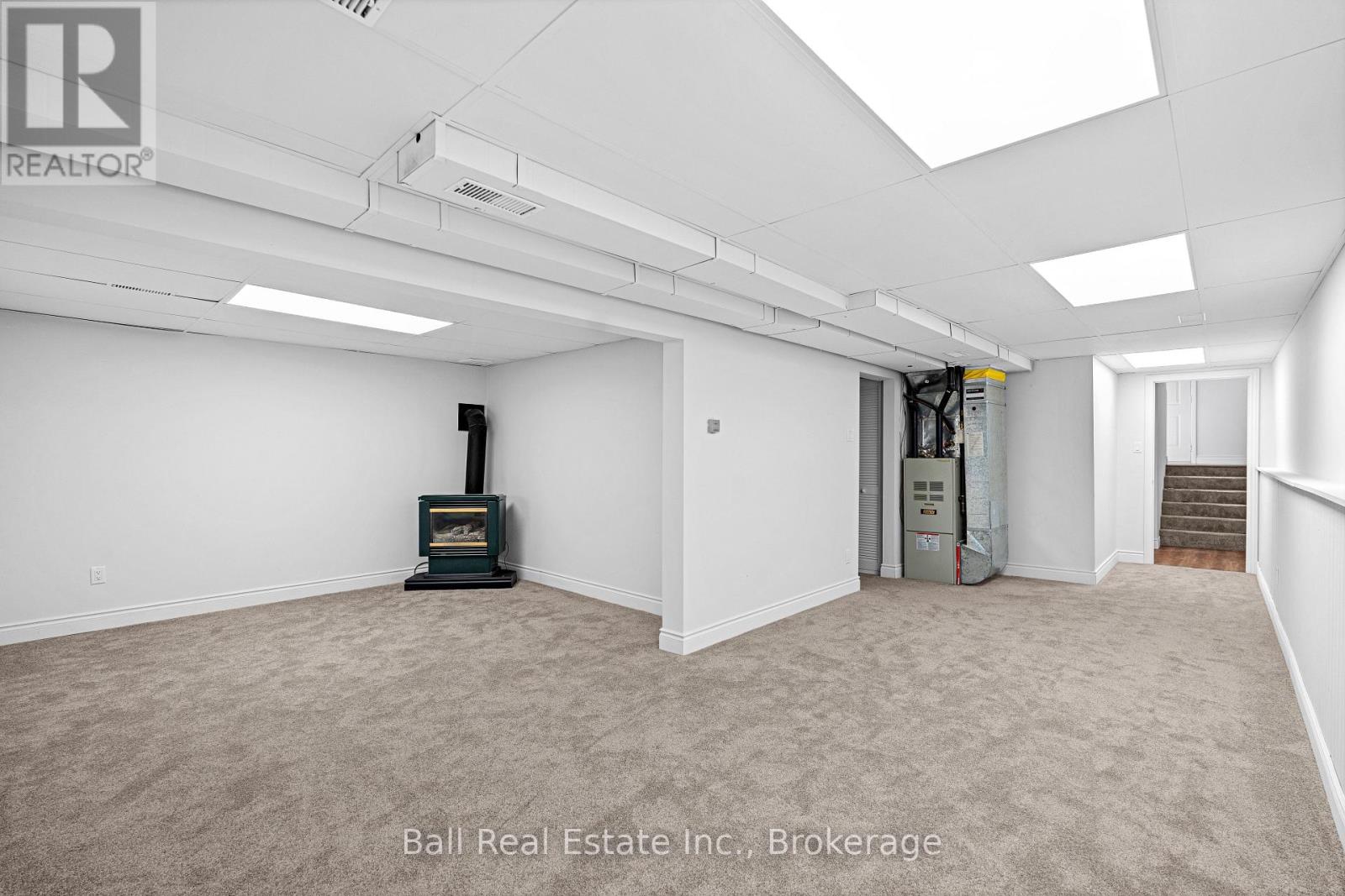 774 MOUNTAIN ASH ROAD - 35