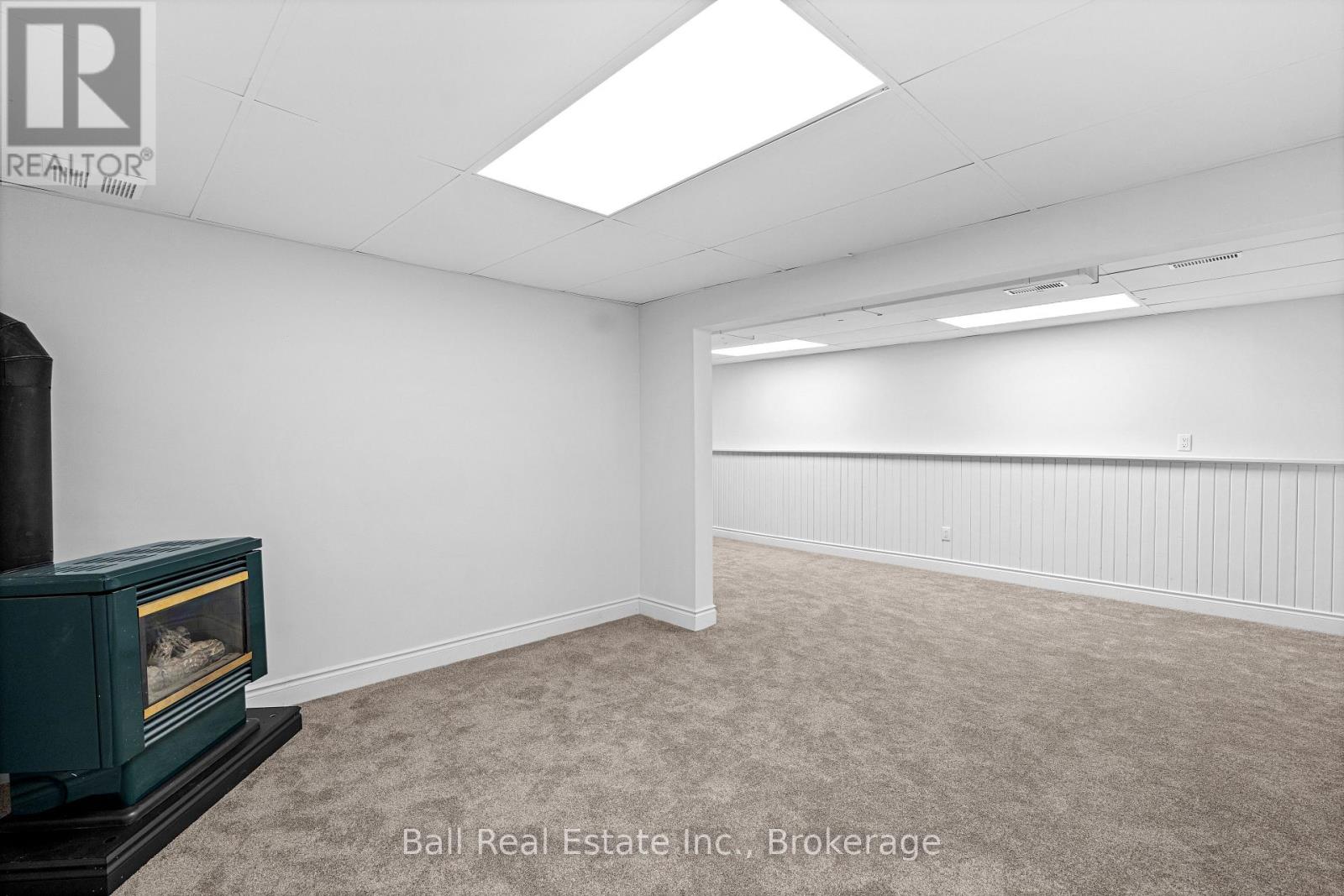 774 MOUNTAIN ASH ROAD - 37