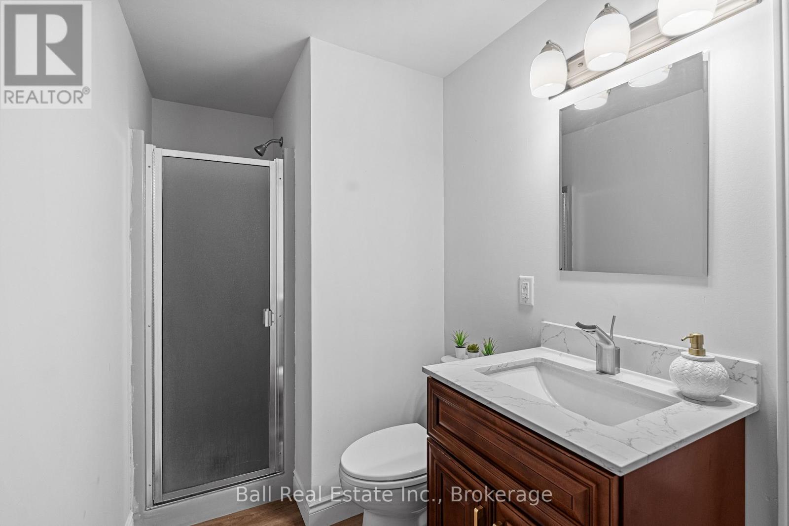 774 MOUNTAIN ASH ROAD - 38