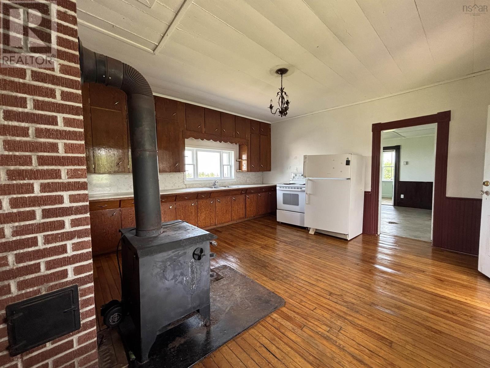 507 East Earltown Road E - 10