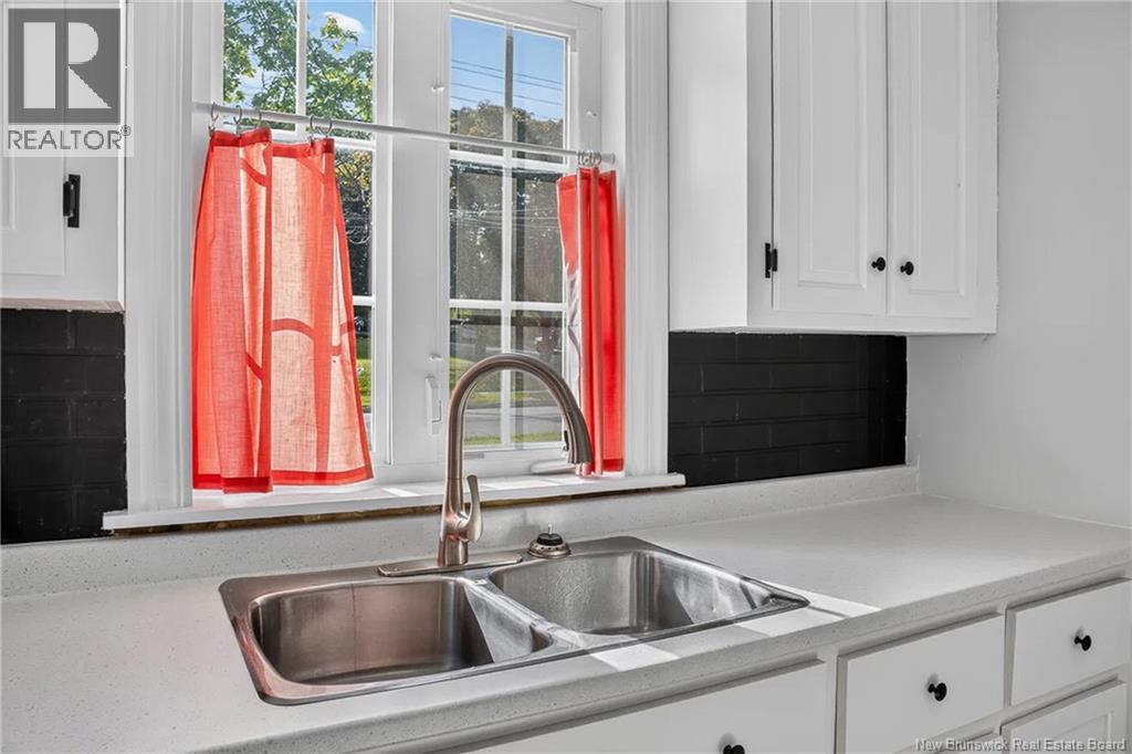 628 Sand Cove Road - Image 14