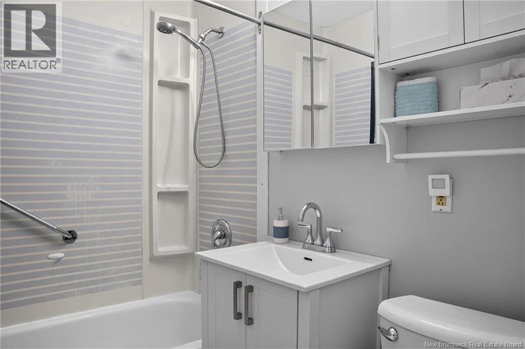 628 Sand Cove Road - Image 17