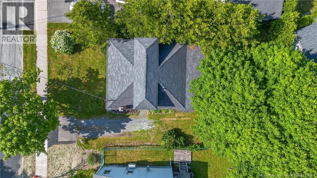 628 Sand Cove Road - Image 38