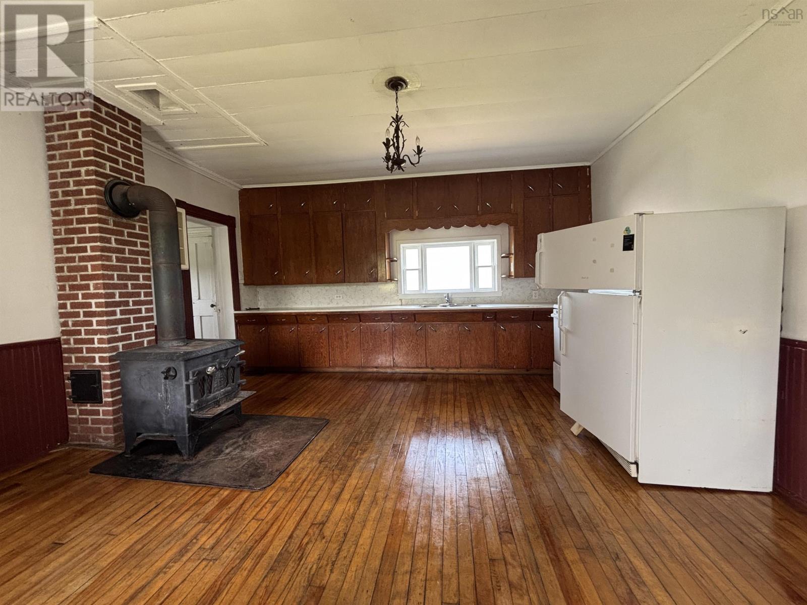507 East Earltown Road E - 11