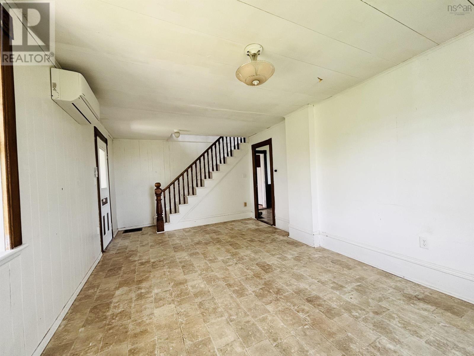 507 East Earltown Road E - 14