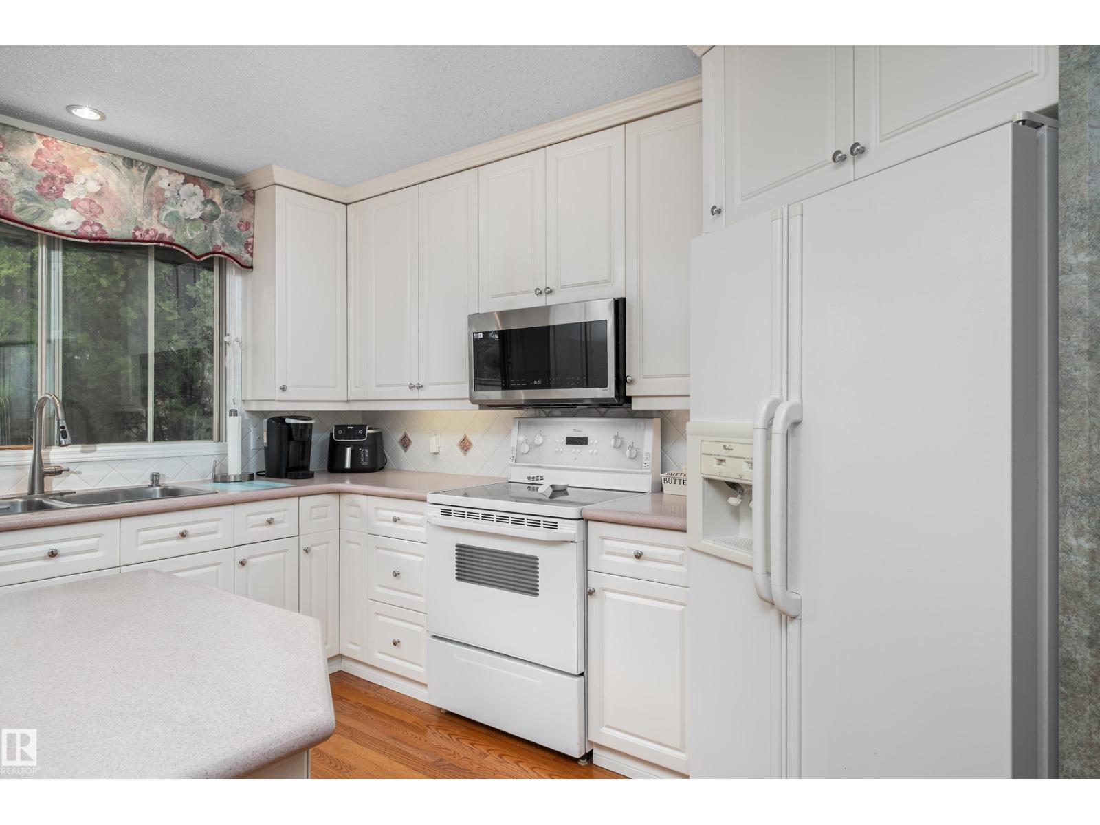 2408 115 ST NW - 18
