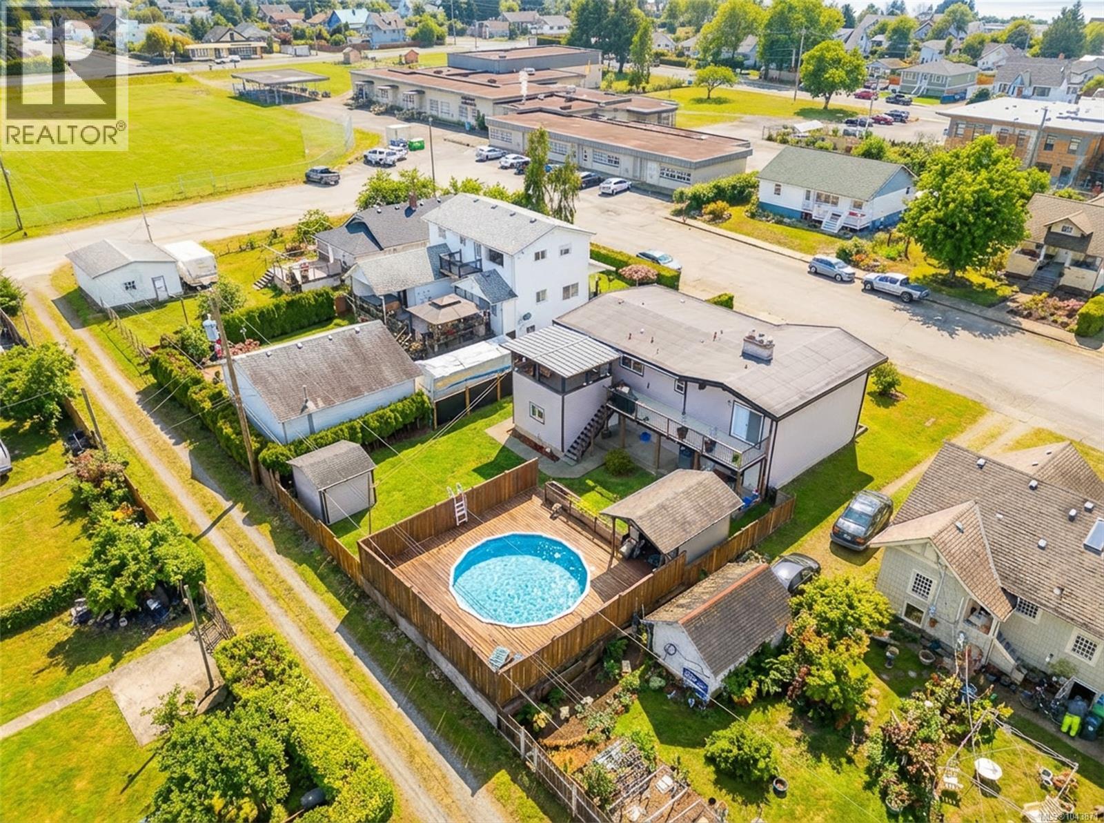3055 9th Ave - 44