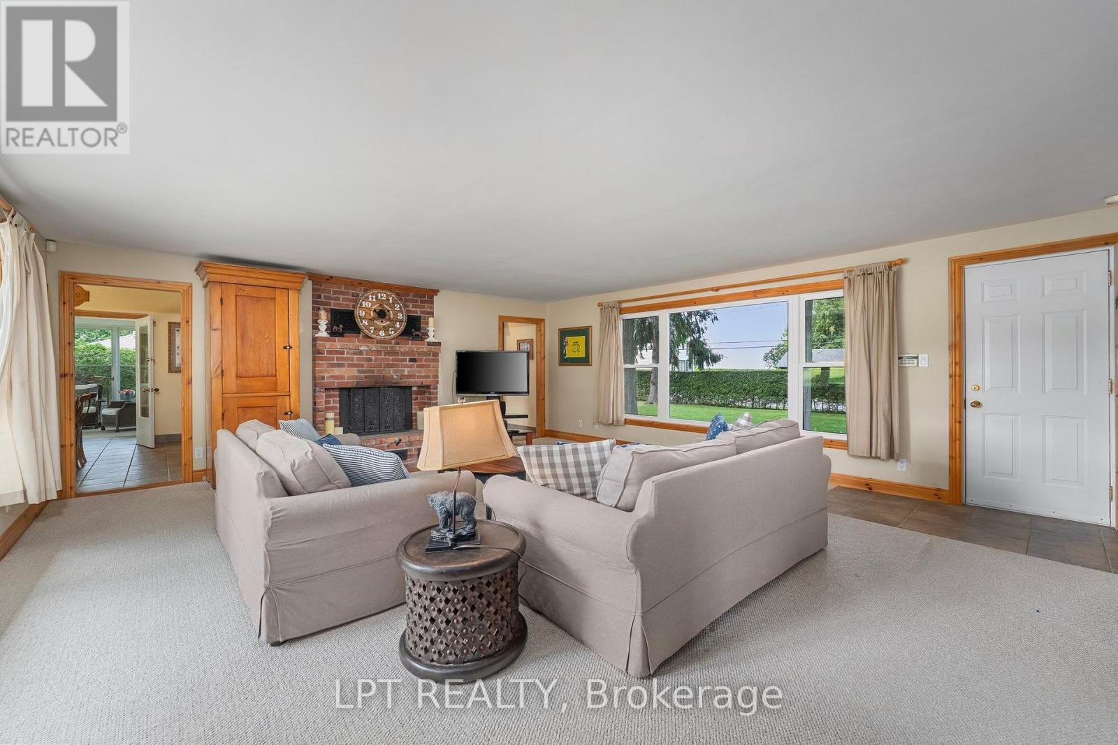 101 HEDGE ROAD - 10