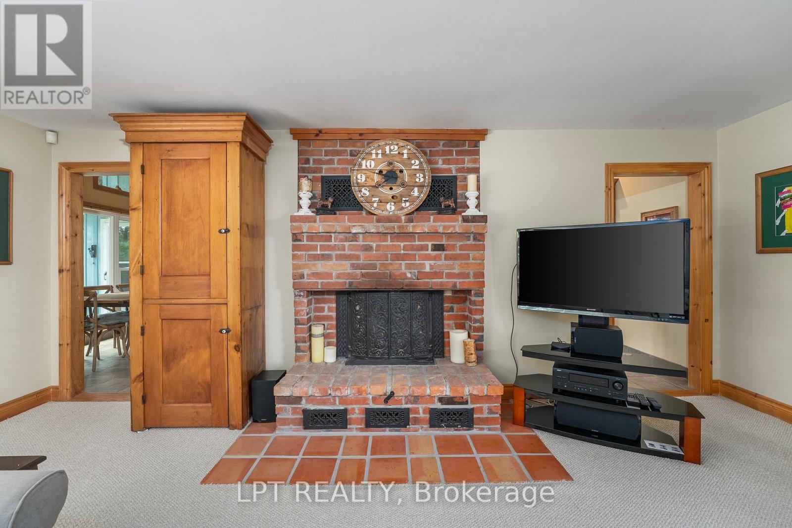 101 HEDGE ROAD - 12