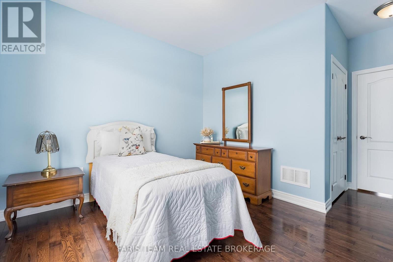 30 FISHER DRIVE - 22