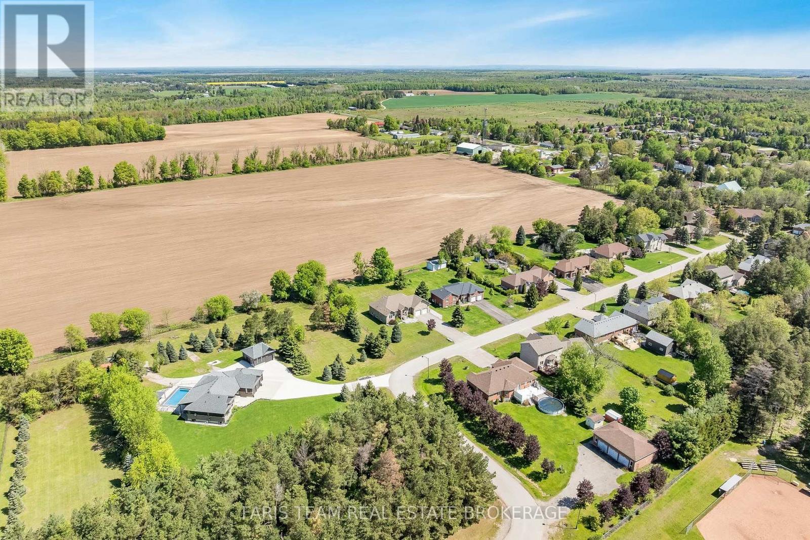 30 FISHER DRIVE - 47