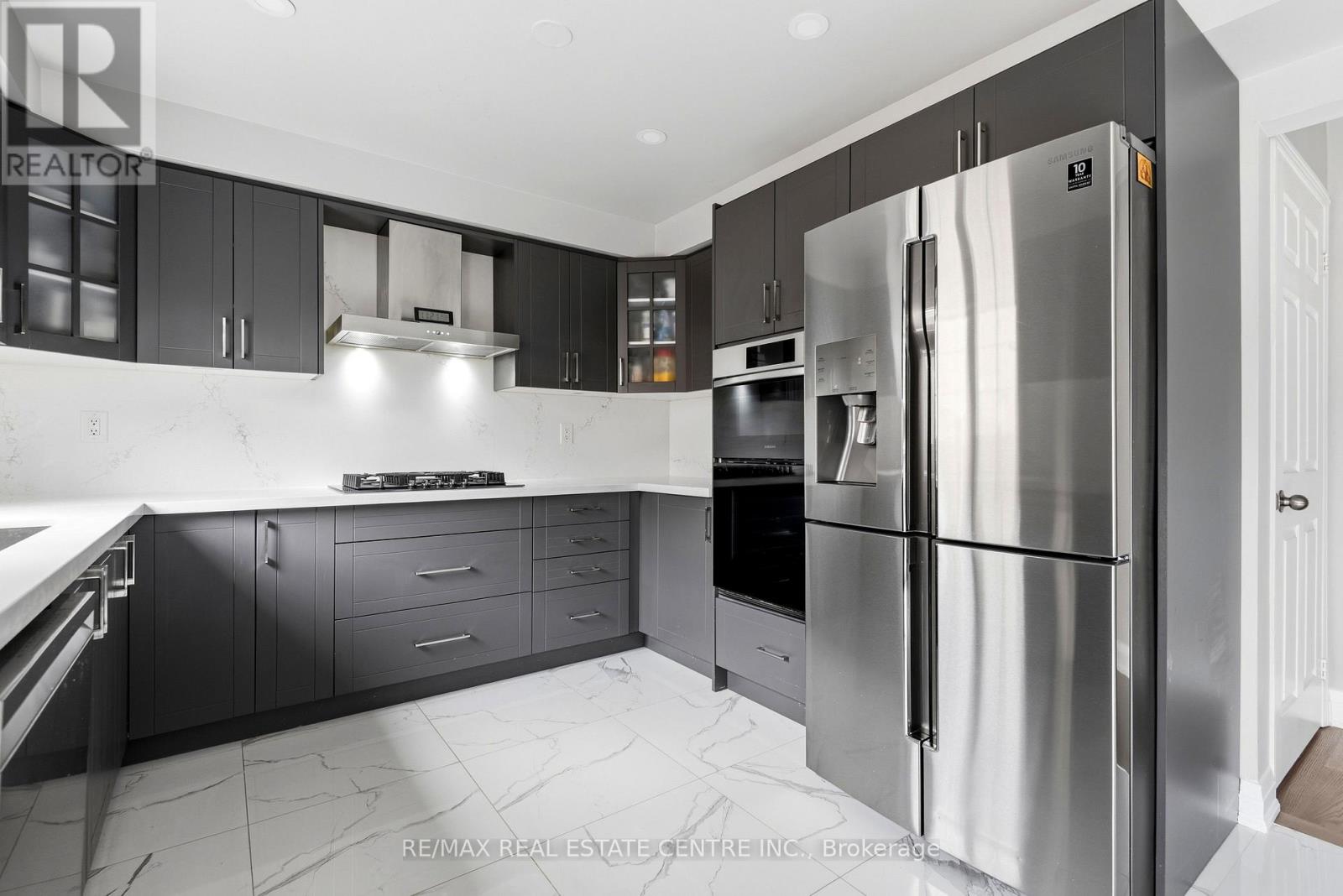 173 MONTE CARLO DRIVE - 19
