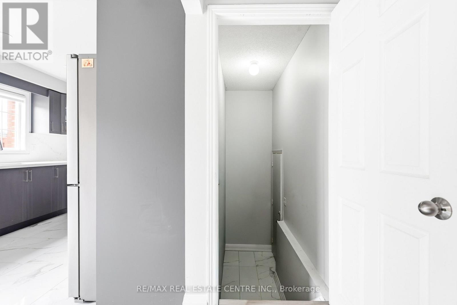 173 MONTE CARLO DRIVE - 21