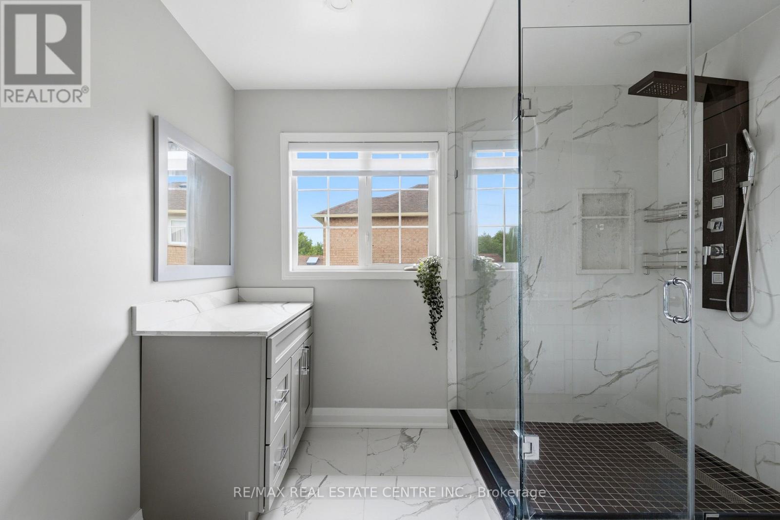 173 MONTE CARLO DRIVE - 26