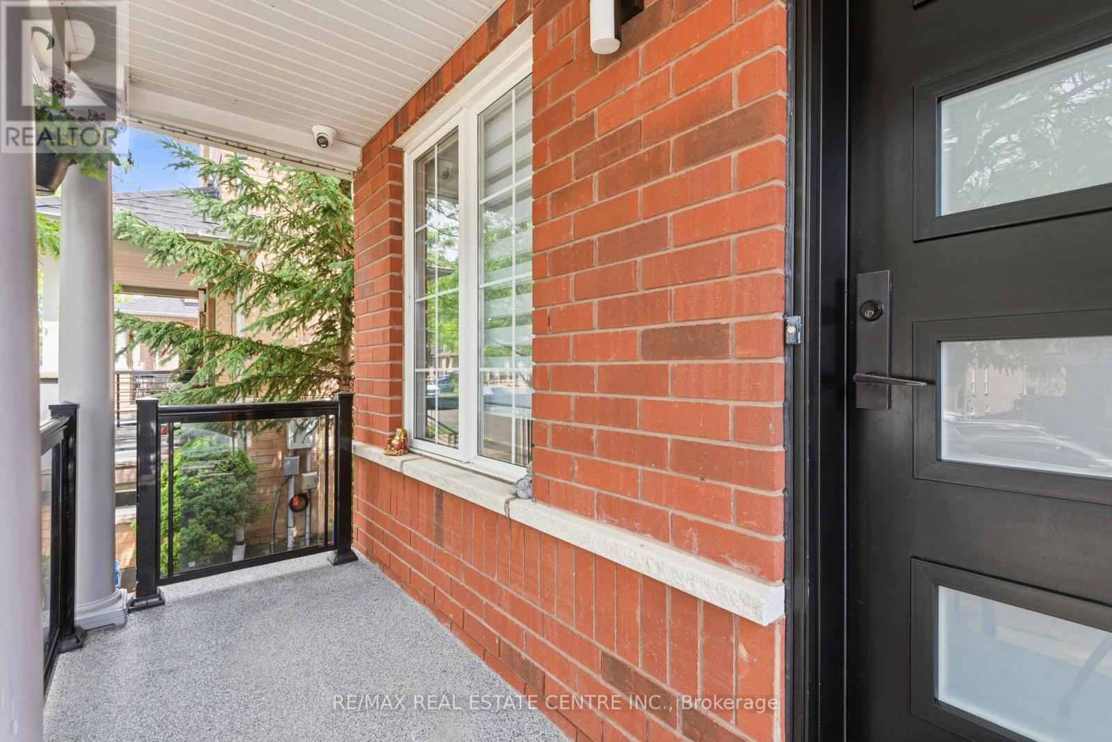173 MONTE CARLO DRIVE - 31