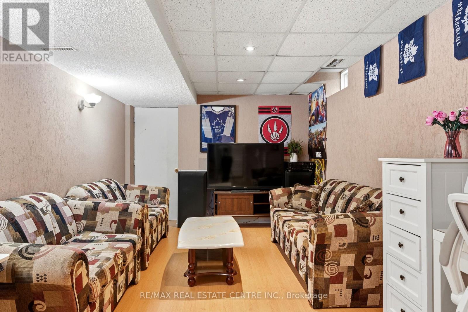 173 MONTE CARLO DRIVE - 40