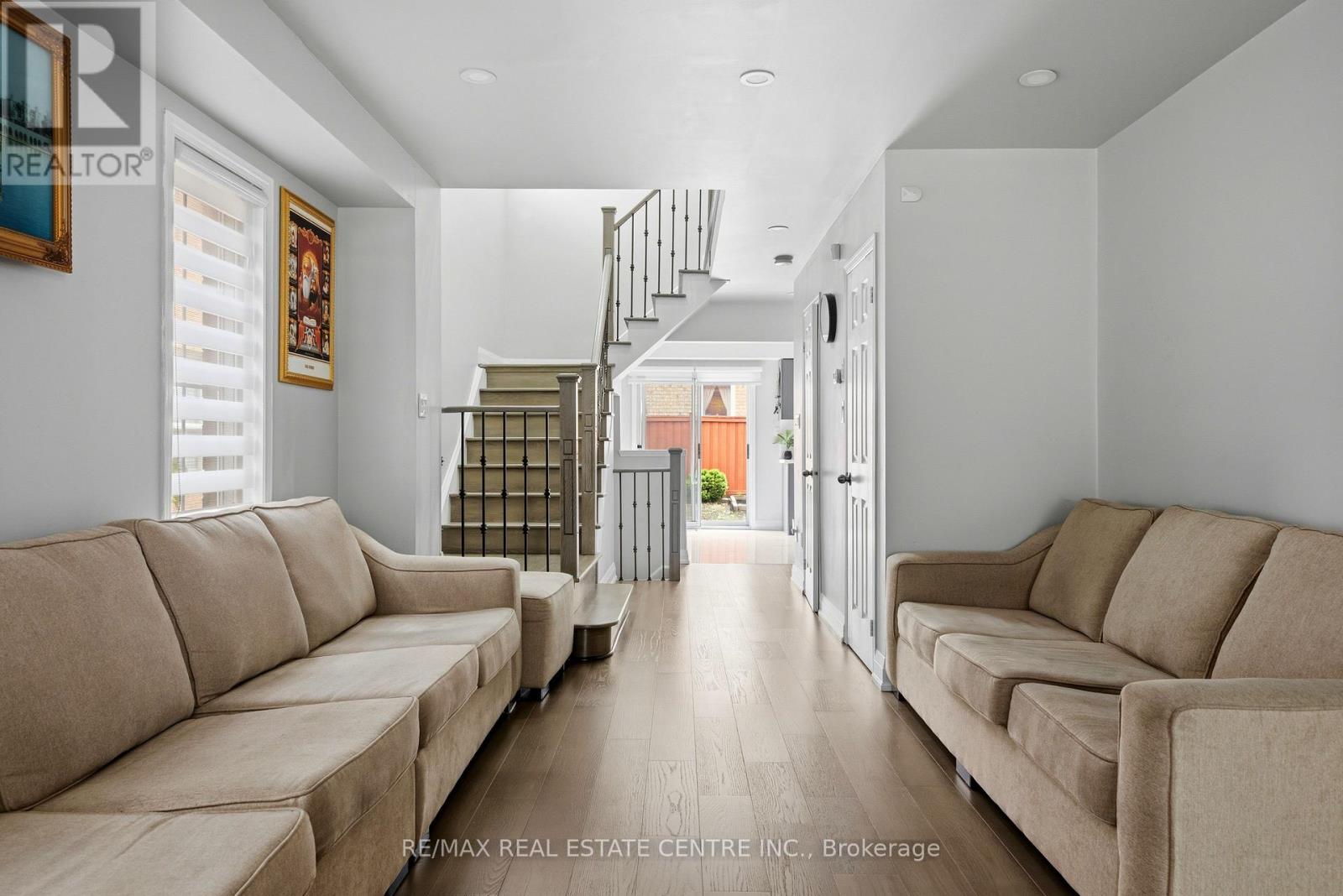 173 MONTE CARLO DRIVE - 6