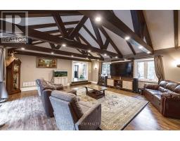25 Whispering Pine Trail, Aurora, ON L4G5C7 Photo 13