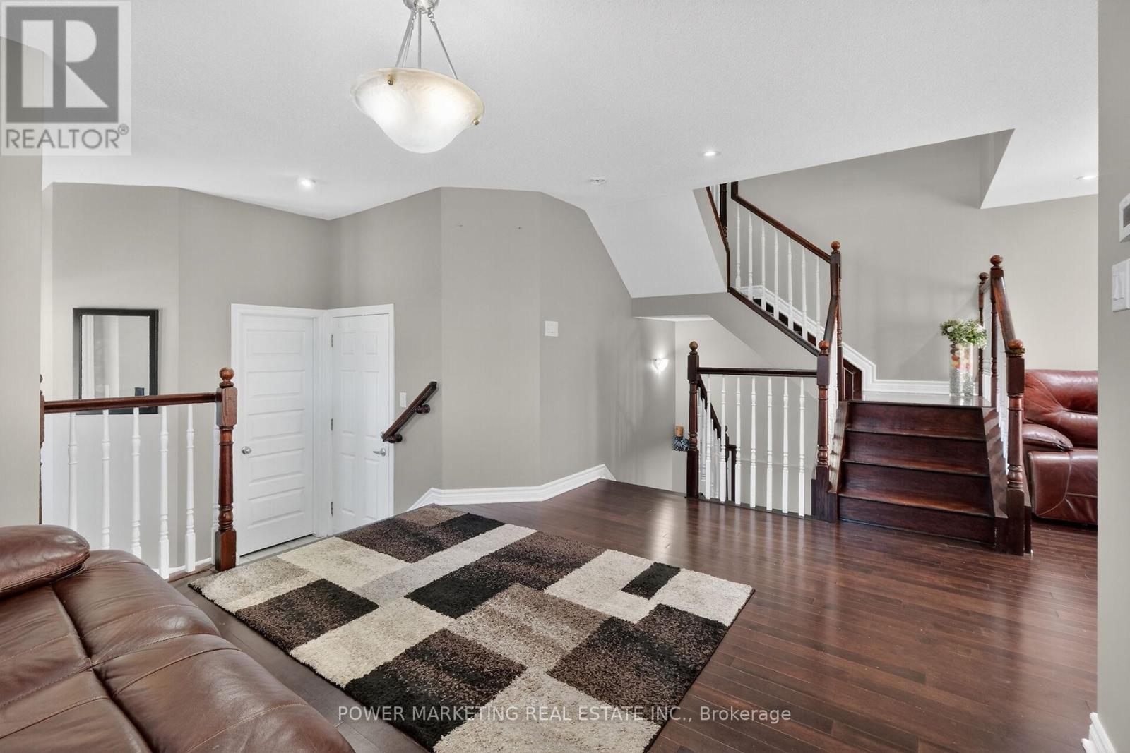 171 LERTA WAY - 10