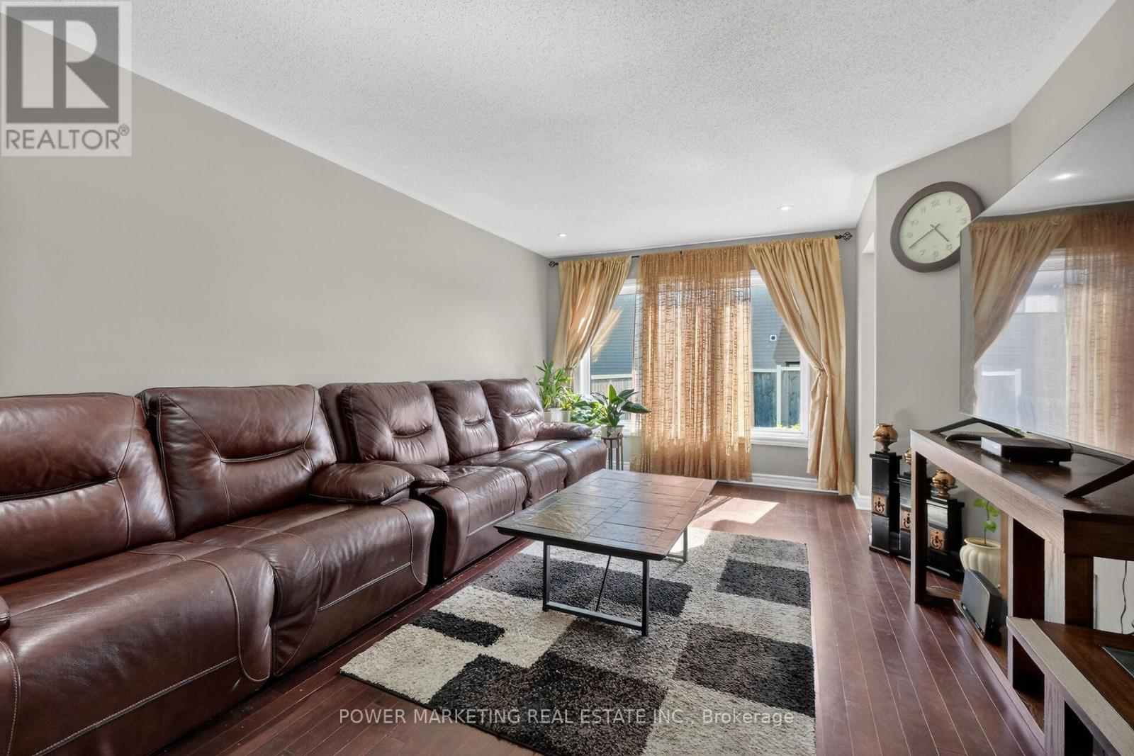 171 LERTA WAY - 11