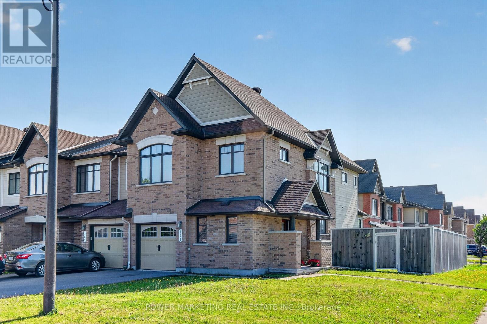171 LERTA WAY - 2