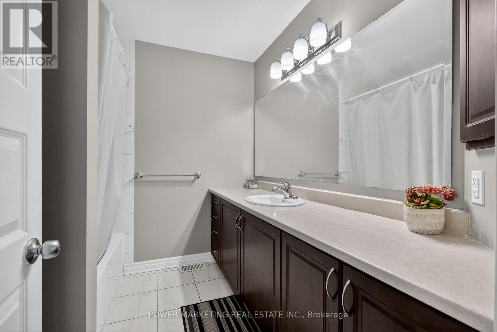 171 LERTA WAY - 26