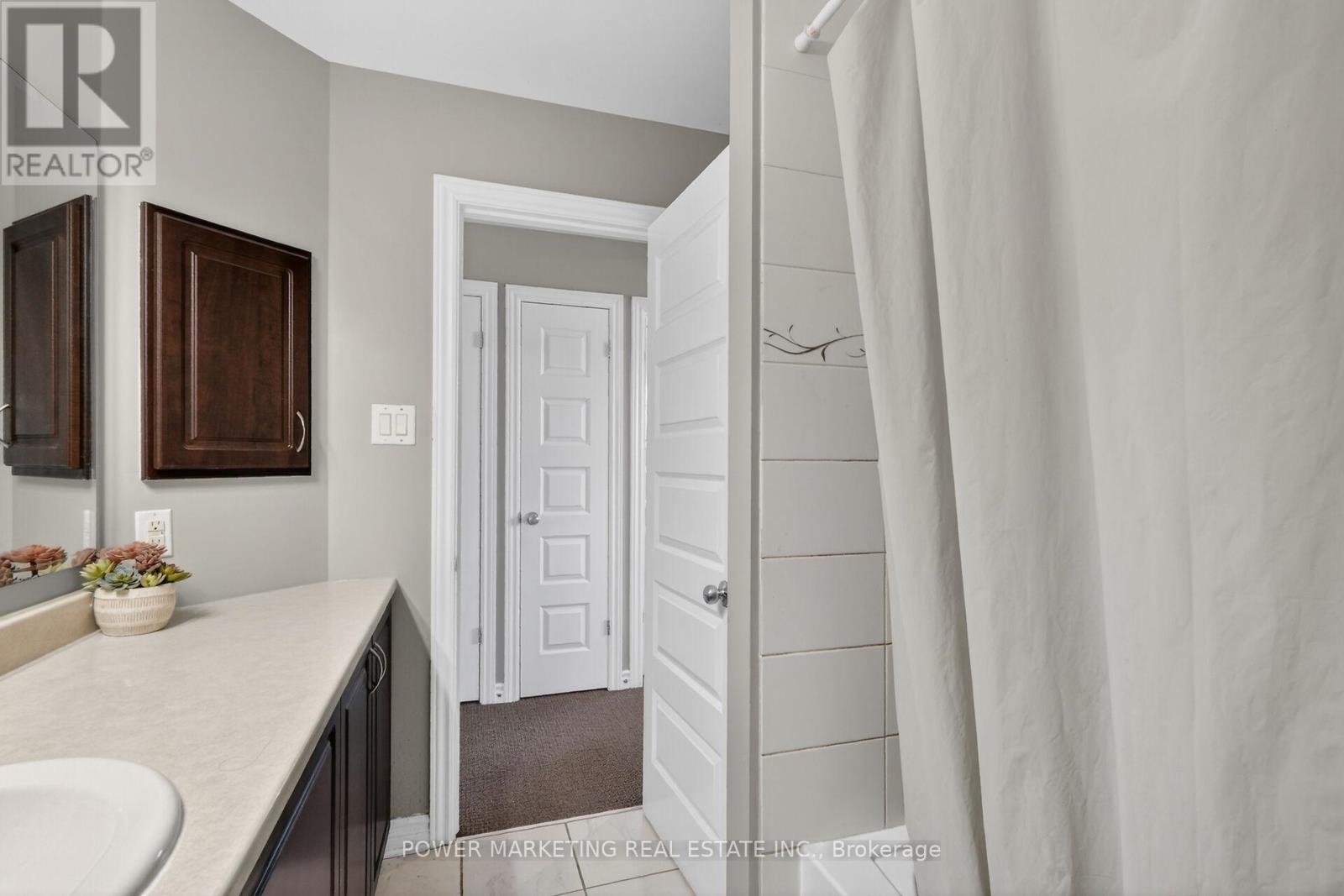 171 LERTA WAY - 27