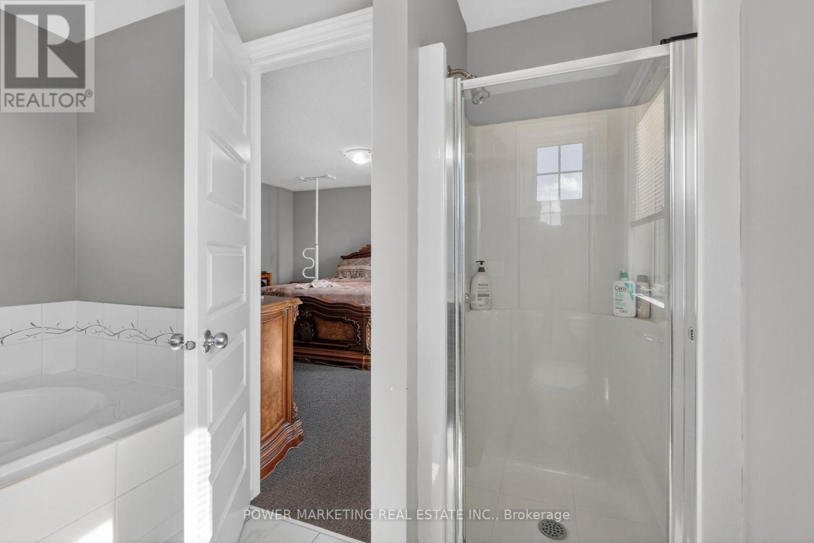 171 LERTA WAY - 36
