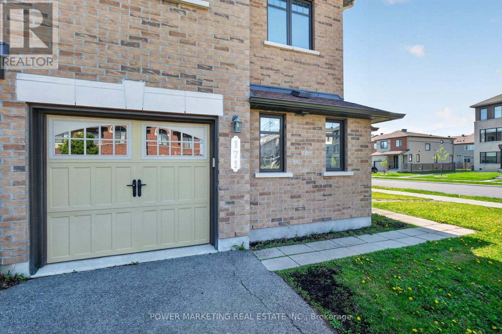 171 LERTA WAY - 4