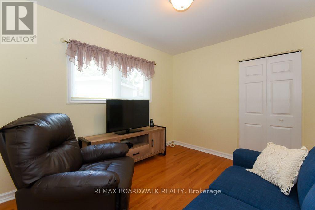 1392 CHARTRAND AVENUE - 25