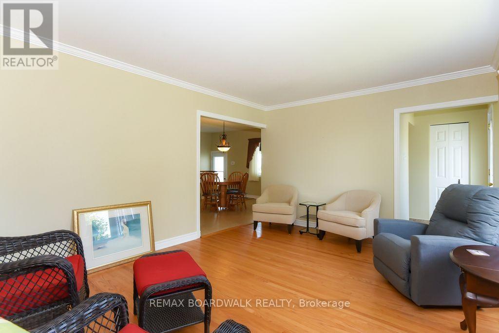 1392 CHARTRAND AVENUE - 7