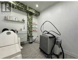 1639 Eglinton Avenue W, Toronto, ON M6E2H1 Photo 26